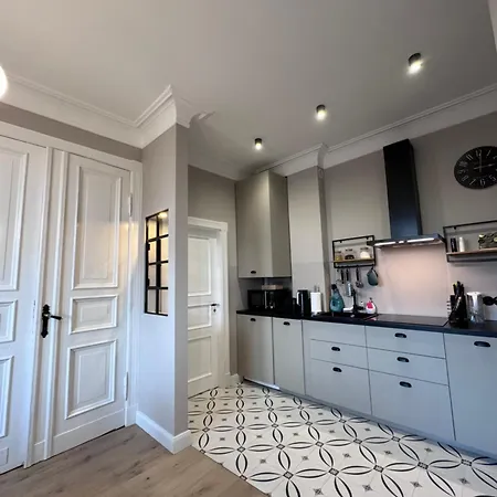 Apartment Stocznia, Shipyard With A Sauna *